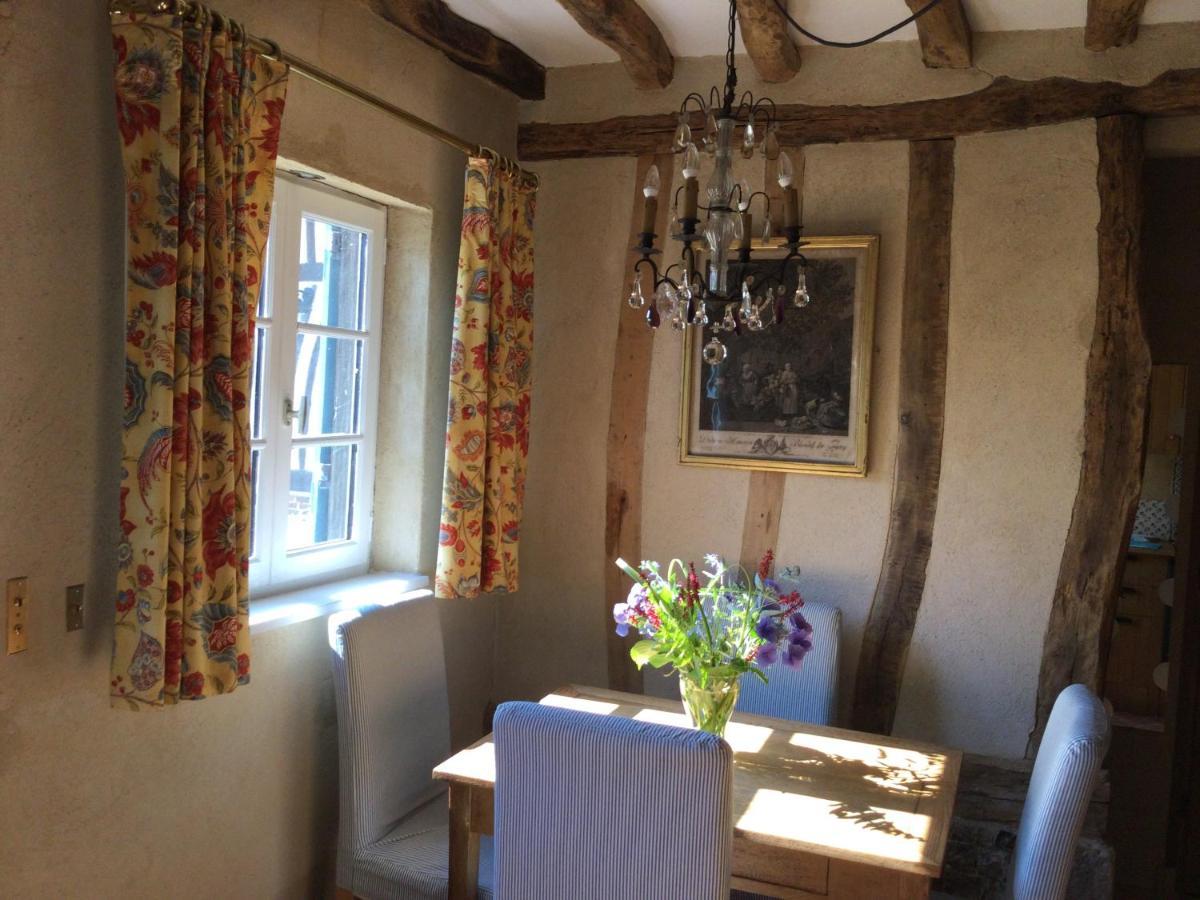 Le Clos-Masure De Beatrice Montreuil-en-Caux エクステリア 写真