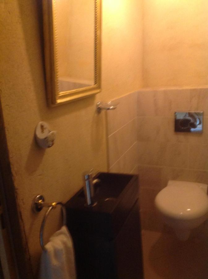 Le Clos-Masure De Beatrice Montreuil-en-Caux エクステリア 写真